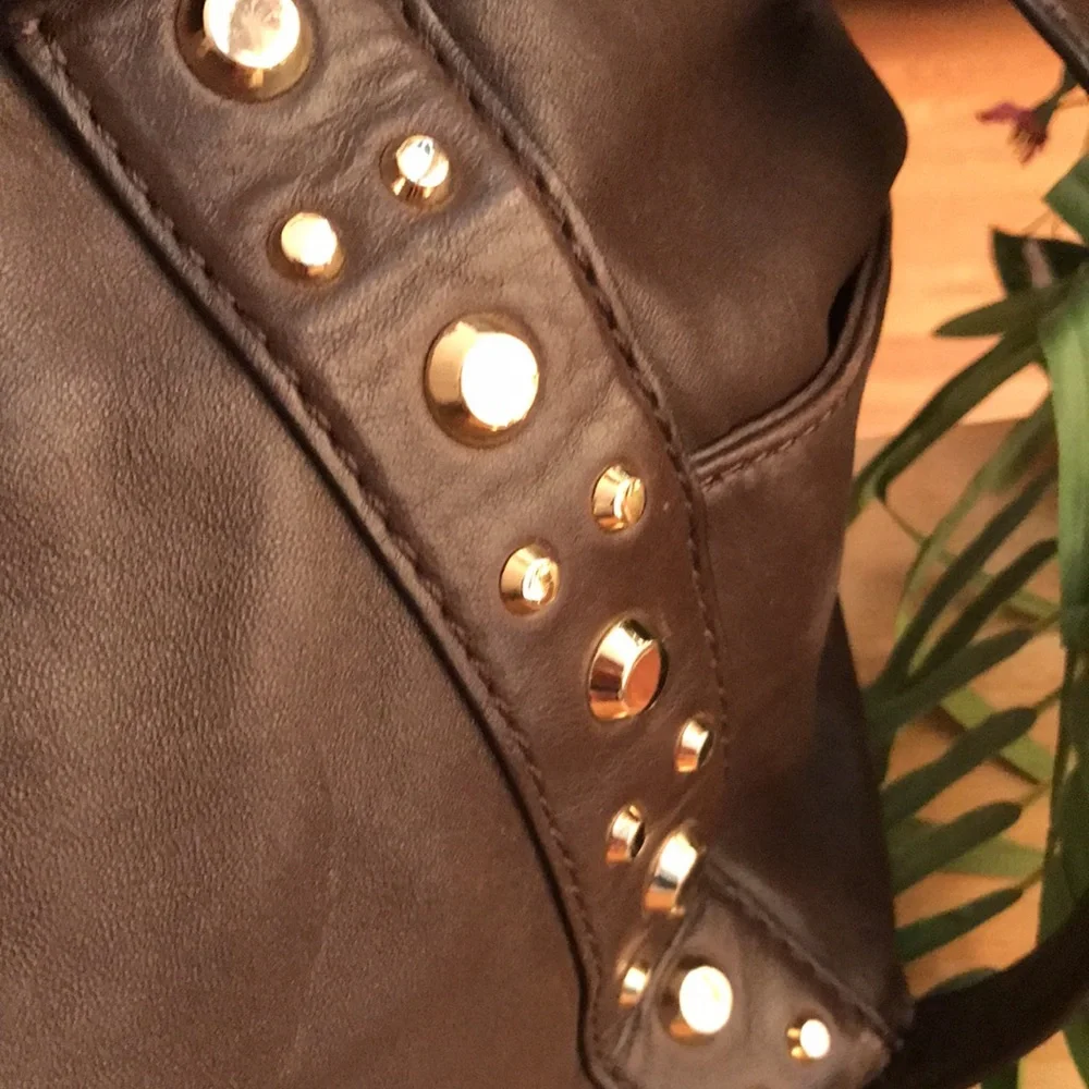 MICHAEL KORS butter soft brown leather purse. EUC - Picture 5 of 13